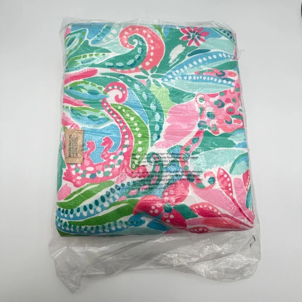 Lilly Pulitzer lounge towel